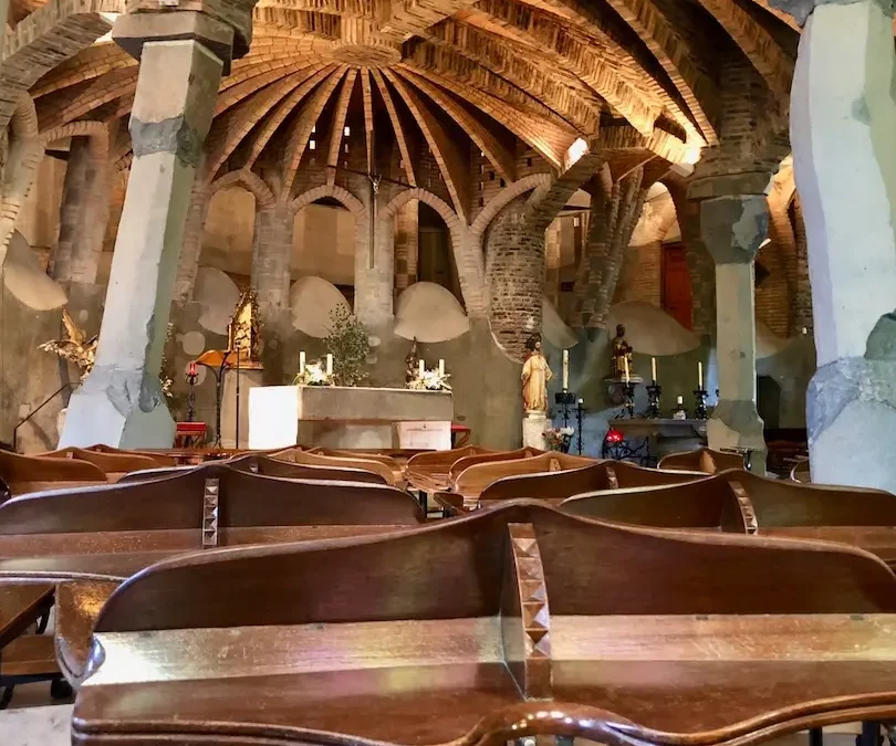 Geheimtipp: Gaudís Krypta in Colònia Güell