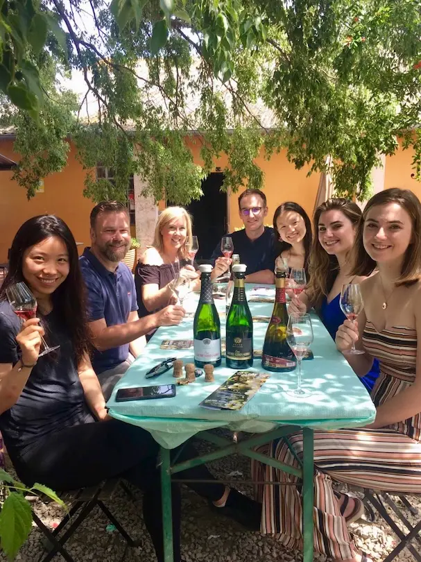 best-barcelona-wine-tour-happy-customers-the-barcelona-feeling-01